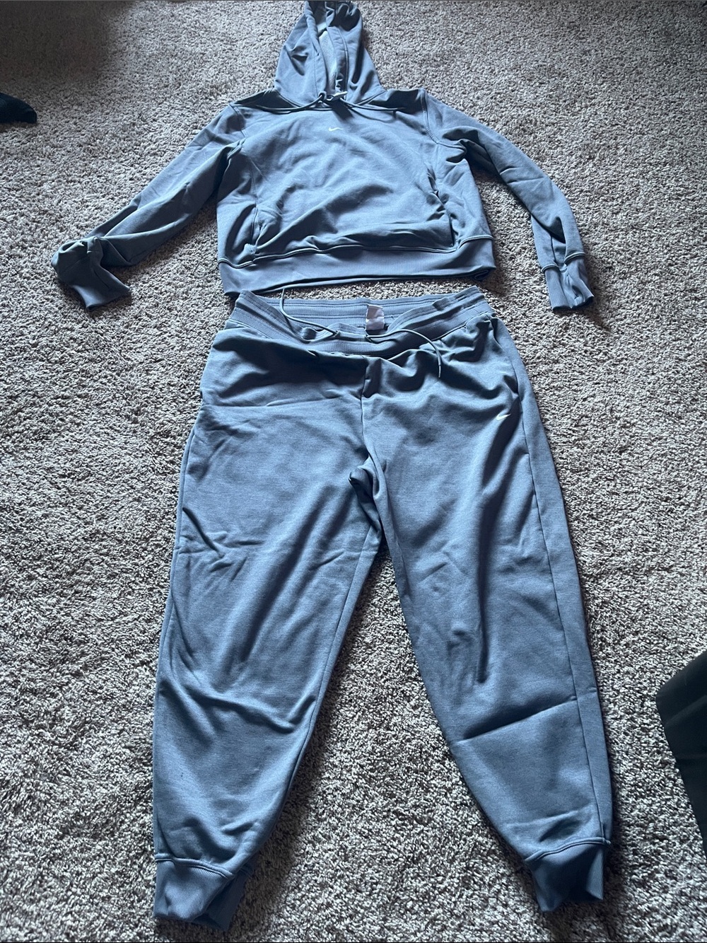 Nike Gray Hooded Fleece Lined Sweatshirt and Jogger set